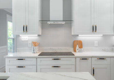 Real estate photography of 4122 Ferry Landing Rd modern kitchen