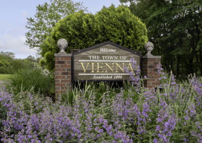 Real estate photography of Vienna town sign